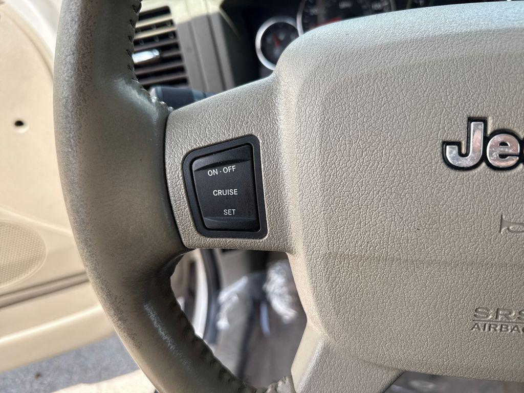 used 2007 Jeep Grand Cherokee car, priced at $6,500