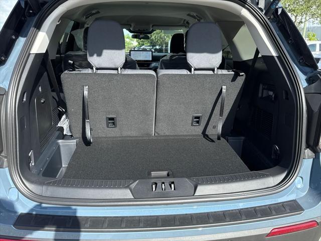 new 2025 Ford Explorer car, priced at $38,987