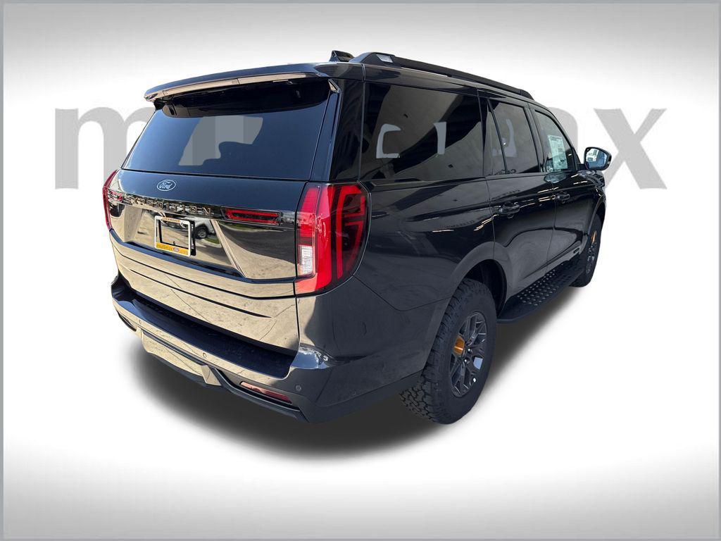 new 2025 Ford Expedition car, priced at $81,483