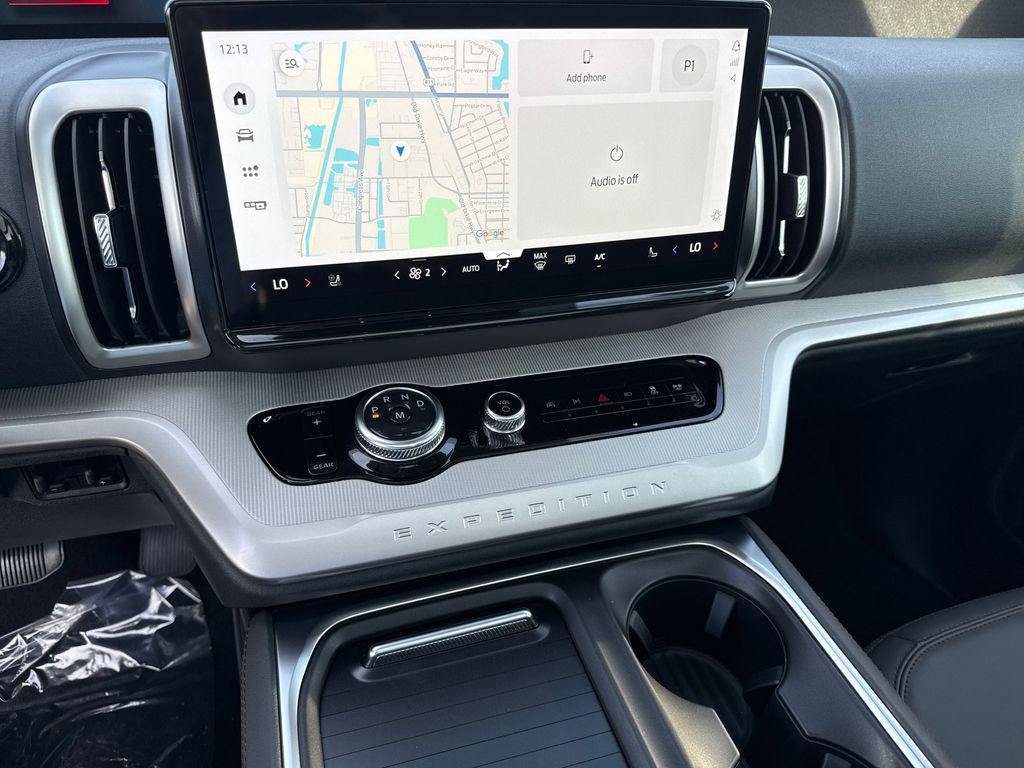new 2025 Ford Expedition car, priced at $66,161