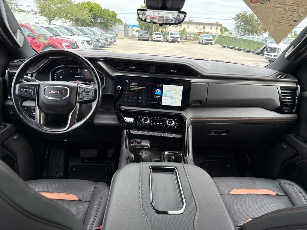 used 2022 GMC Sierra 1500 car, priced at $43,900