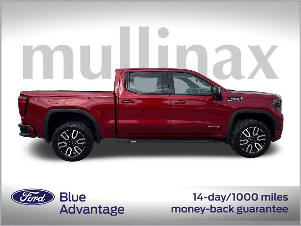 used 2022 GMC Sierra 1500 car, priced at $43,900