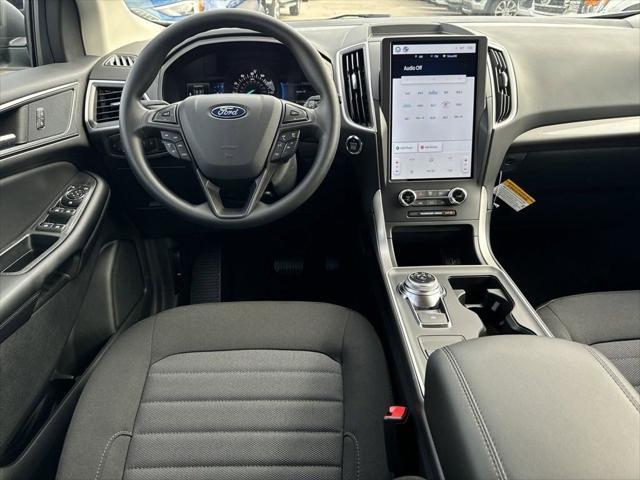 new 2024 Ford Edge car, priced at $33,110