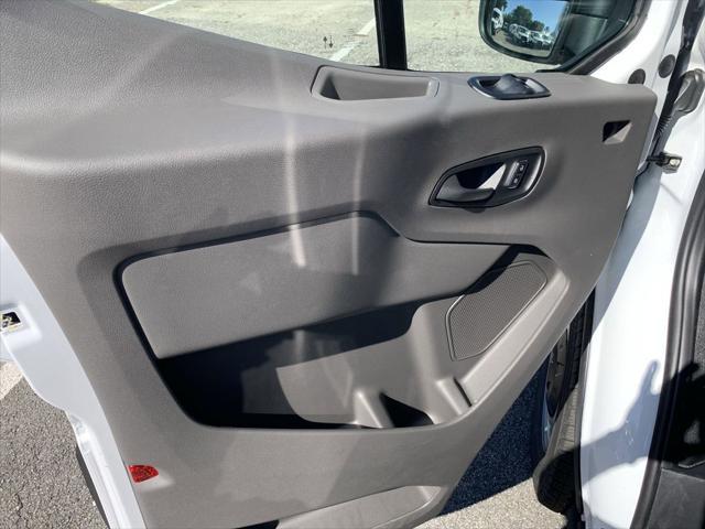 new 2024 Ford Transit-250 car
