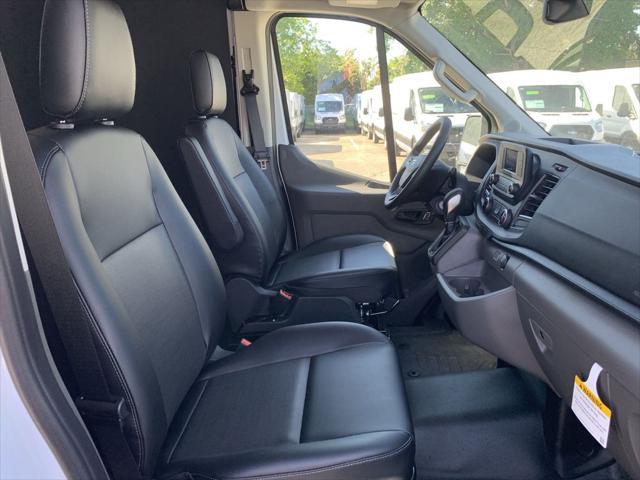 new 2024 Ford Transit-250 car