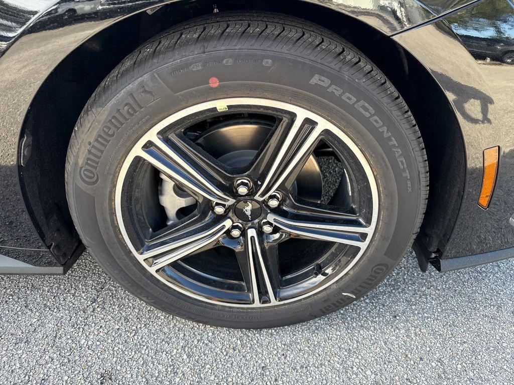 new 2025 Ford Mustang car, priced at $33,752