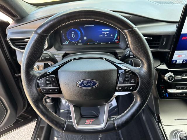 used 2022 Ford Explorer car, priced at $35,900