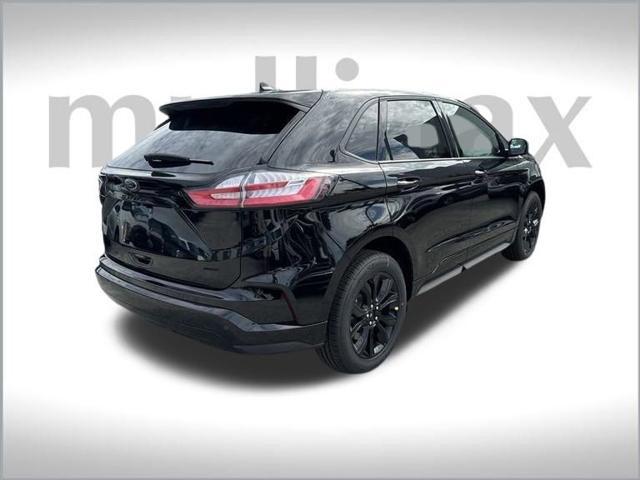 new 2024 Ford Edge car, priced at $30,900