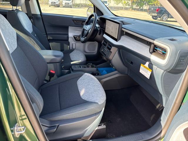 new 2025 Ford Maverick car, priced at $32,271