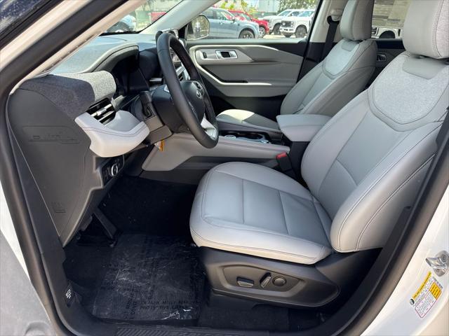 new 2025 Ford Explorer car, priced at $42,316