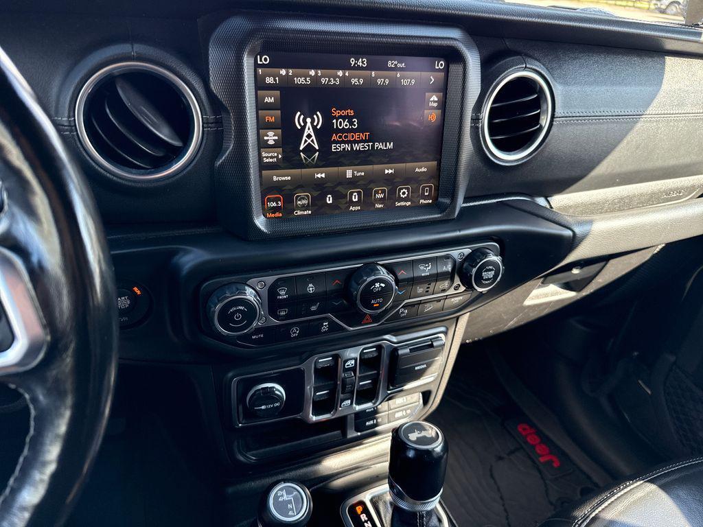used 2021 Jeep Wrangler Unlimited car, priced at $25,900