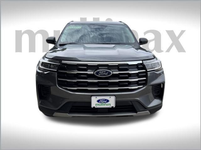 new 2025 Ford Explorer car, priced at $38,601