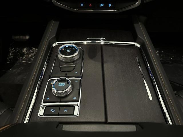 new 2024 Ford Expedition car, priced at $78,412