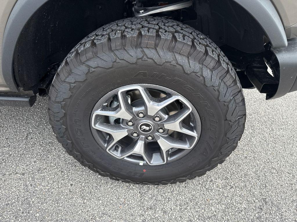 new 2025 Ford Bronco car, priced at $62,427