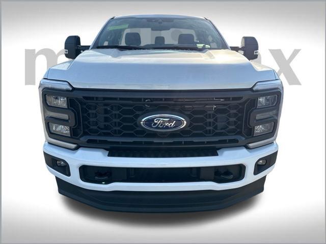 new 2025 Ford F-350 car