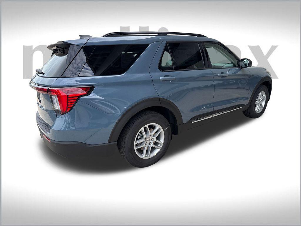 new 2025 Ford Explorer car, priced at $39,876