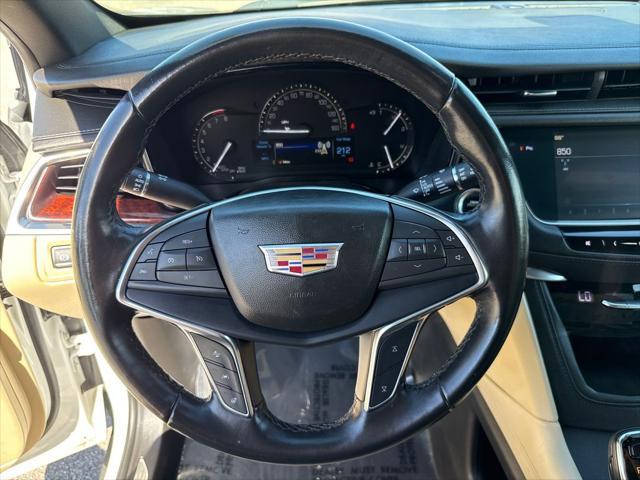 used 2019 Cadillac XT5 car, priced at $23,900