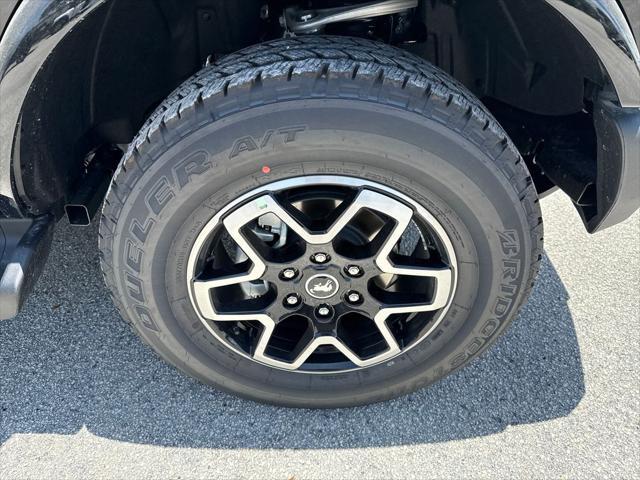 new 2025 Ford Bronco car, priced at $52,093