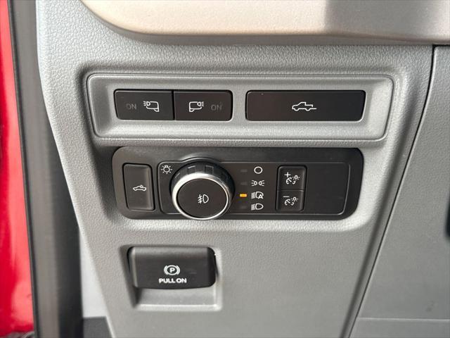 used 2022 Ford F-150 car, priced at $31,900