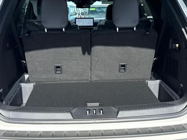 new 2025 Ford Explorer car, priced at $56,310