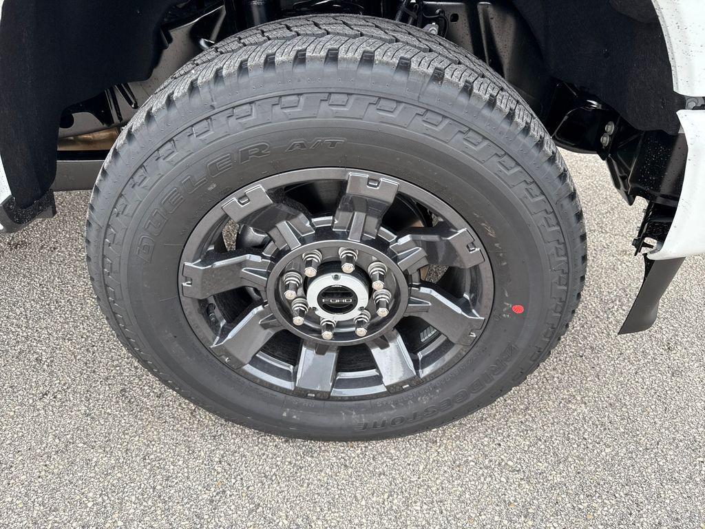 new 2025 Ford F-350 car, priced at $56,943