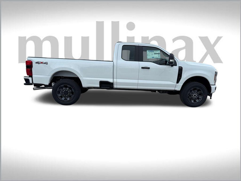 new 2025 Ford F-350 car, priced at $56,943