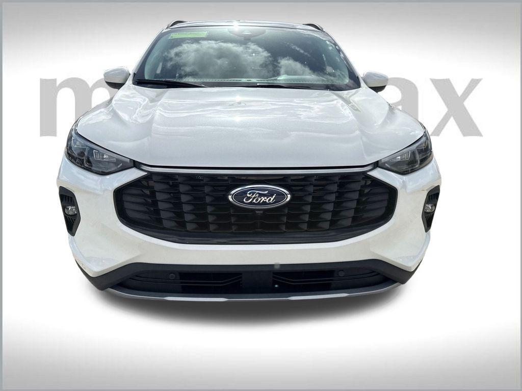 new 2025 Ford Escape PHEV car, priced at $39,589