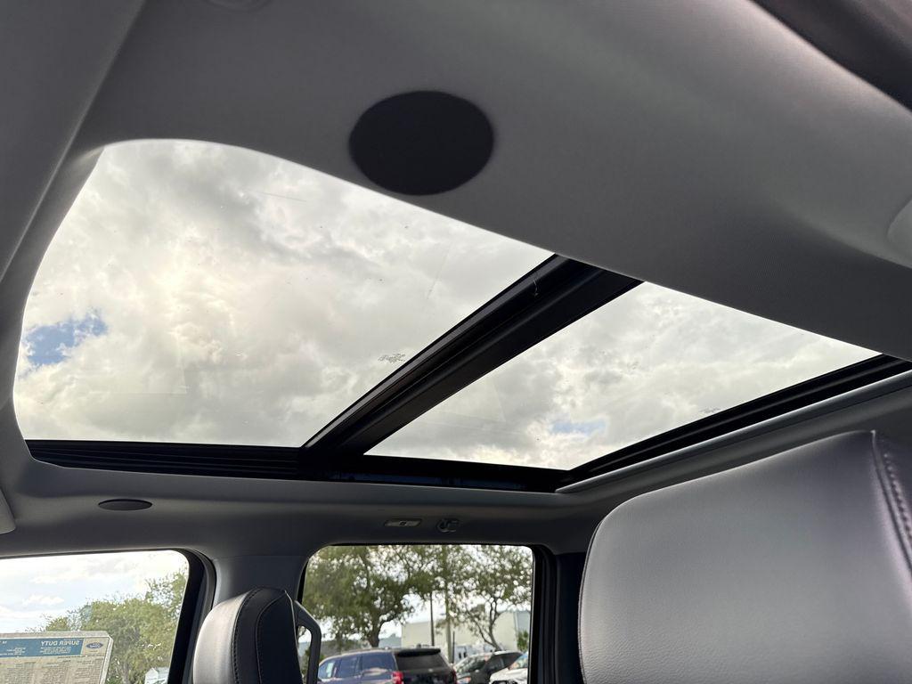new 2025 Ford F-250 car, priced at $85,221