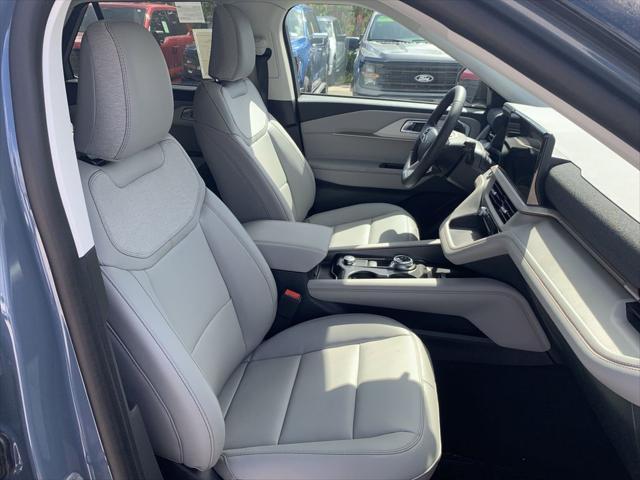 new 2025 Ford Explorer car, priced at $41,462