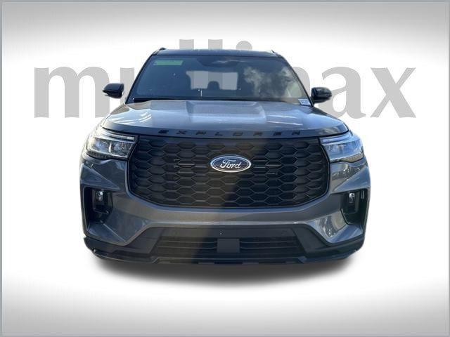 new 2025 Ford Explorer car, priced at $50,776