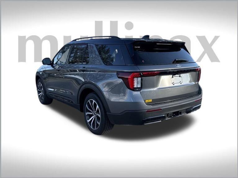 new 2025 Ford Explorer car, priced at $50,876