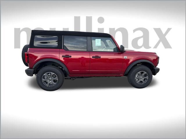 new 2025 Ford Bronco car, priced at $44,016