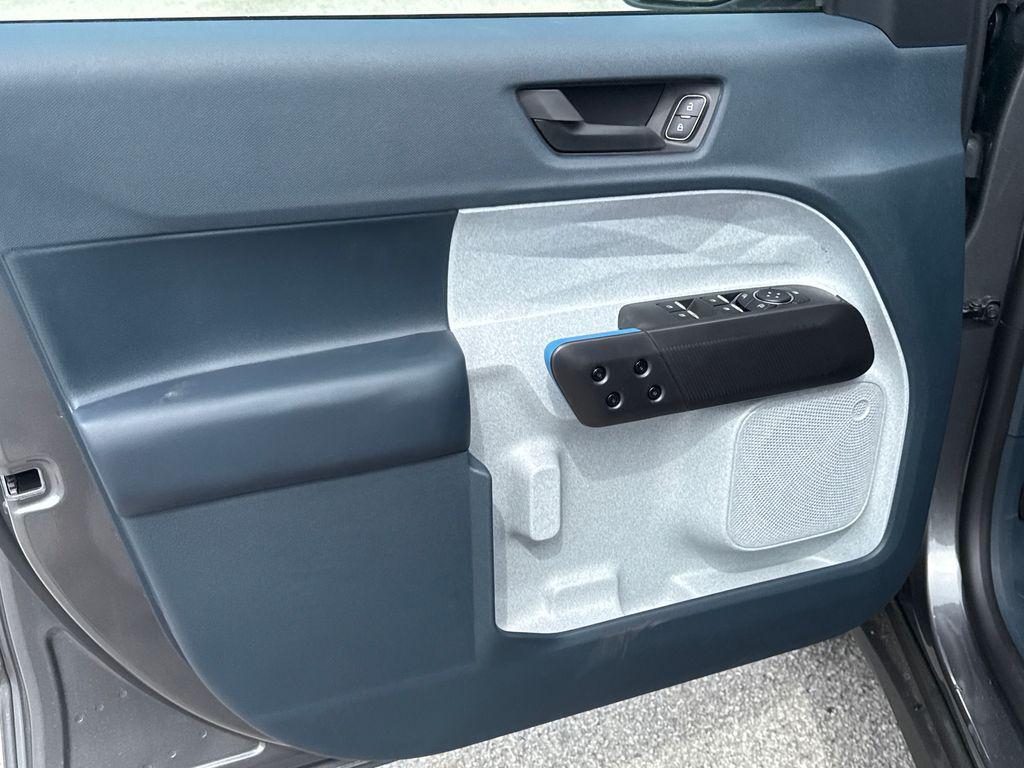 new 2025 Ford Maverick car, priced at $32,271