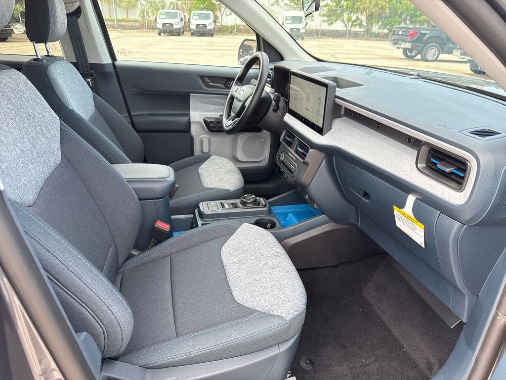 new 2025 Ford Maverick car, priced at $32,271