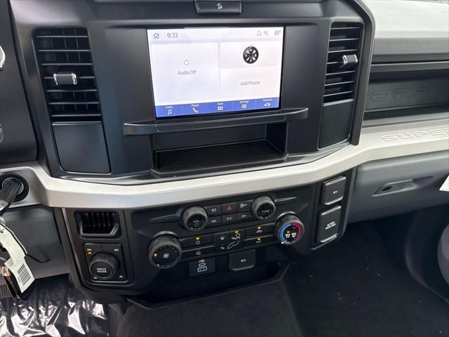 new 2025 Ford F-350 car
