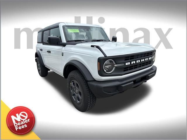 new 2025 Ford Bronco car, priced at $44,109
