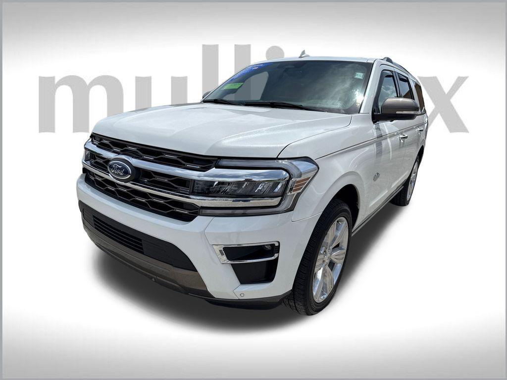 used 2024 Ford Expedition car, priced at $66,901