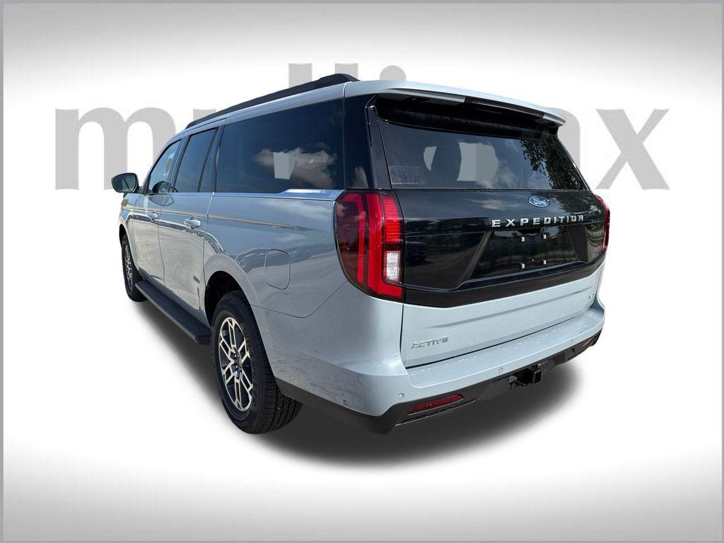 new 2025 Ford Expedition Max car, priced at $68,766
