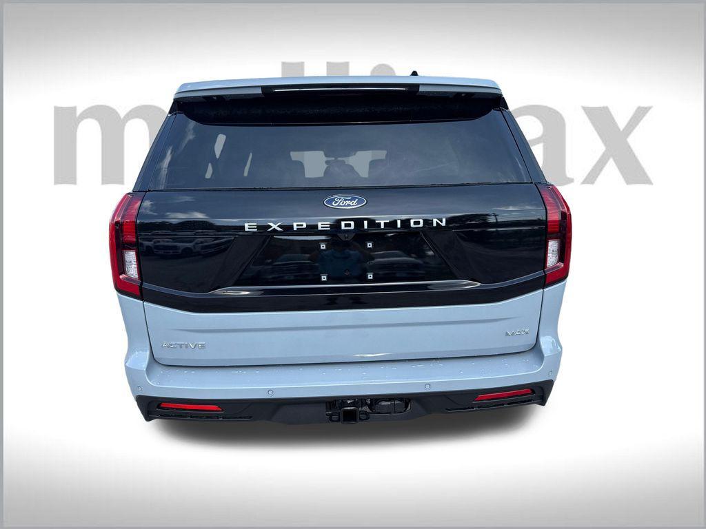new 2025 Ford Expedition Max car, priced at $68,766