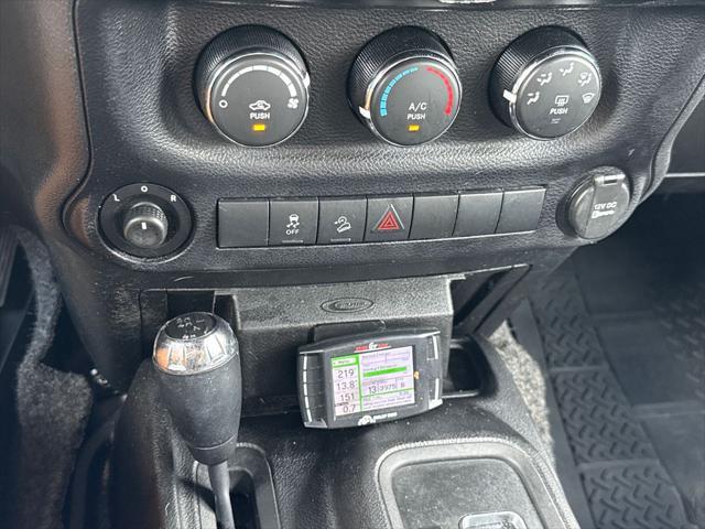 used 2013 Jeep Wrangler Unlimited car, priced at $13,900