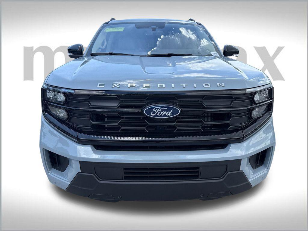 new 2025 Ford Expedition Max car, priced at $70,531