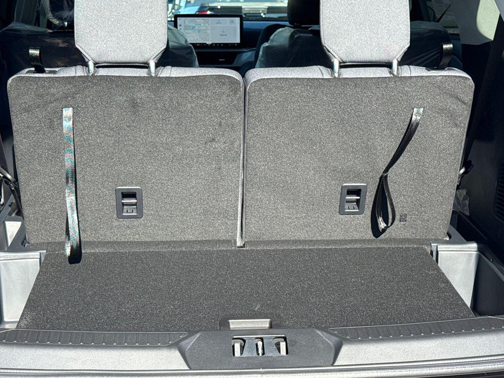 new 2025 Ford Explorer car, priced at $39,410