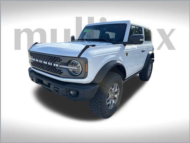 new 2025 Ford Bronco car, priced at $55,578