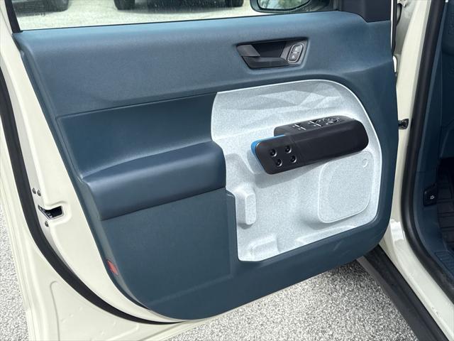 new 2025 Ford Maverick car, priced at $32,271