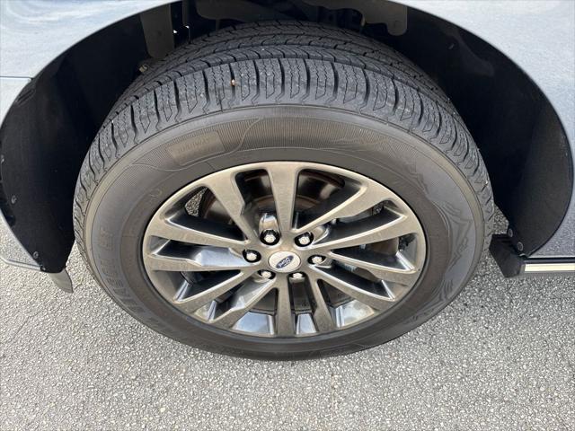 used 2020 Ford Expedition Max car, priced at $28,900