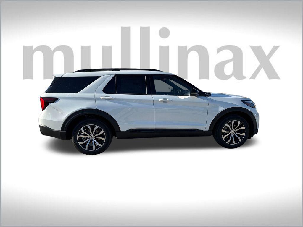 new 2025 Ford Explorer car, priced at $44,933