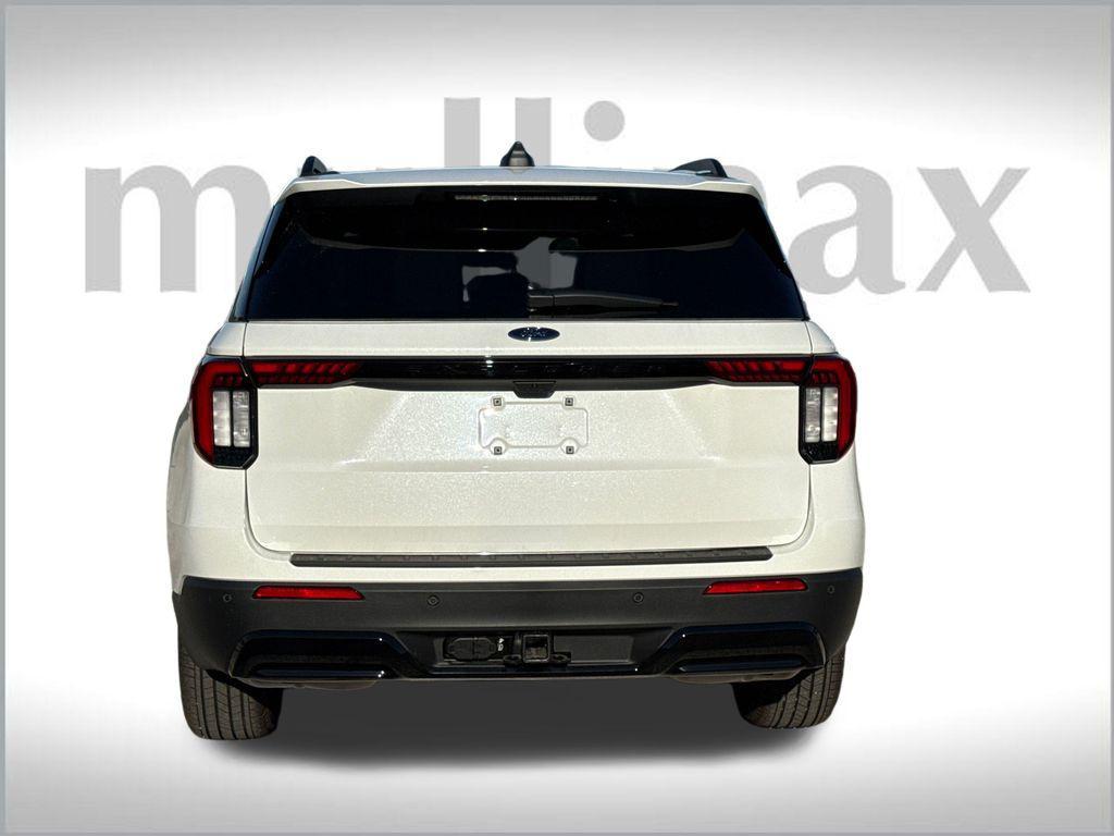 new 2025 Ford Explorer car, priced at $44,933