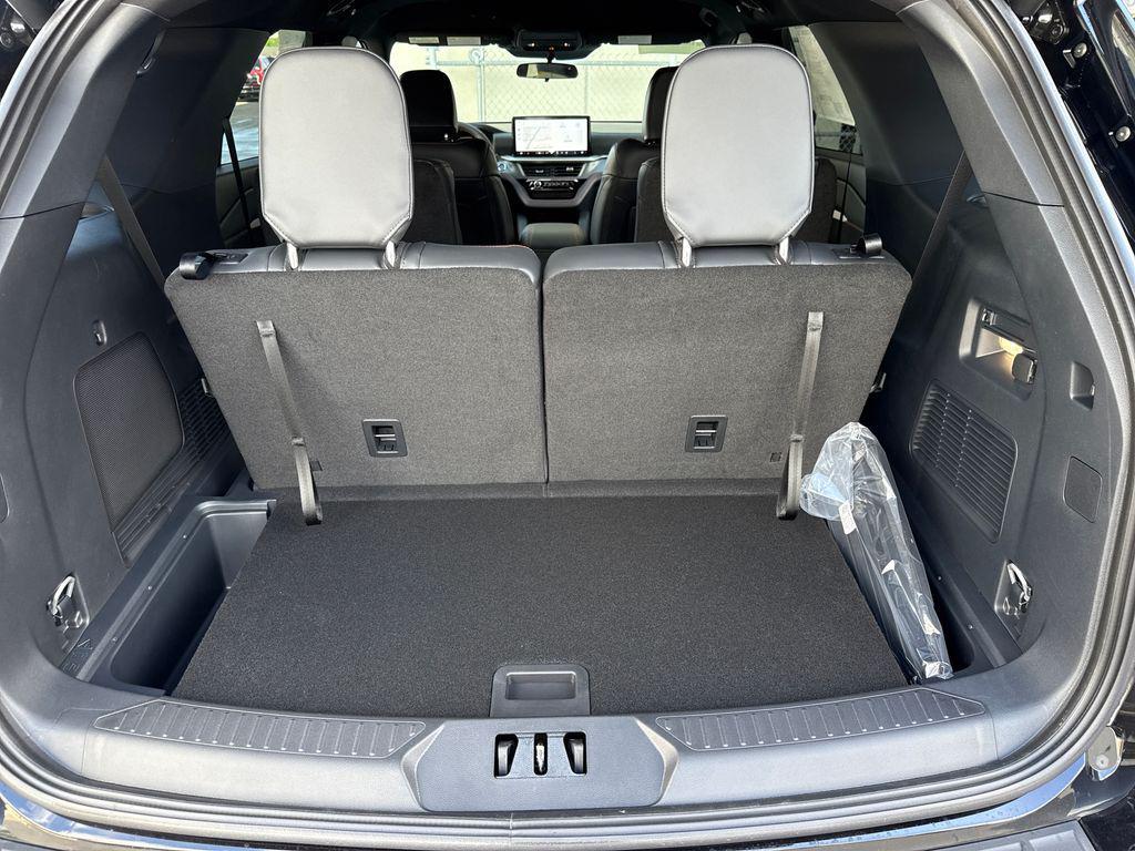 new 2025 Ford Explorer car, priced at $44,265