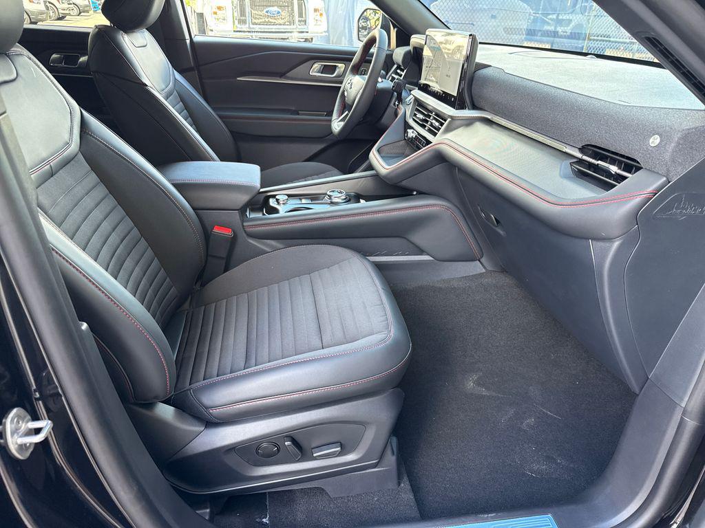new 2025 Ford Explorer car, priced at $44,265