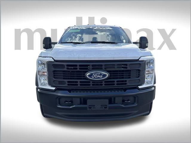 new 2025 Ford F-450 car, priced at $67,050
